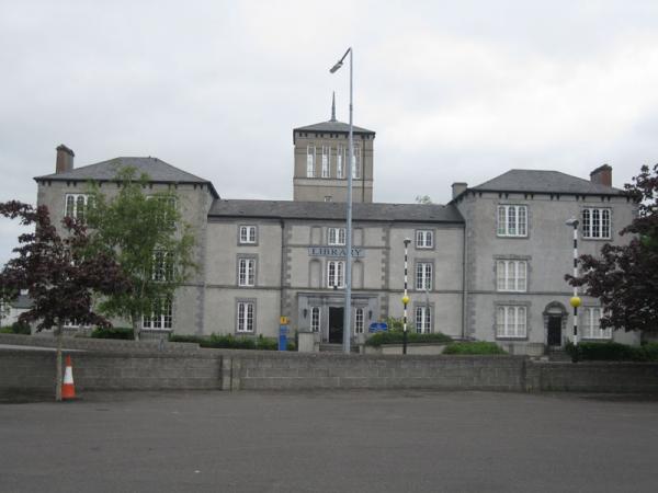 Roscommon Library